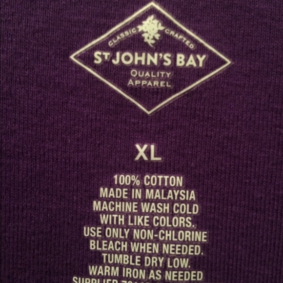 Tee Shirts, V neck, 3/4 length sleeves. - Picture 3 of 4